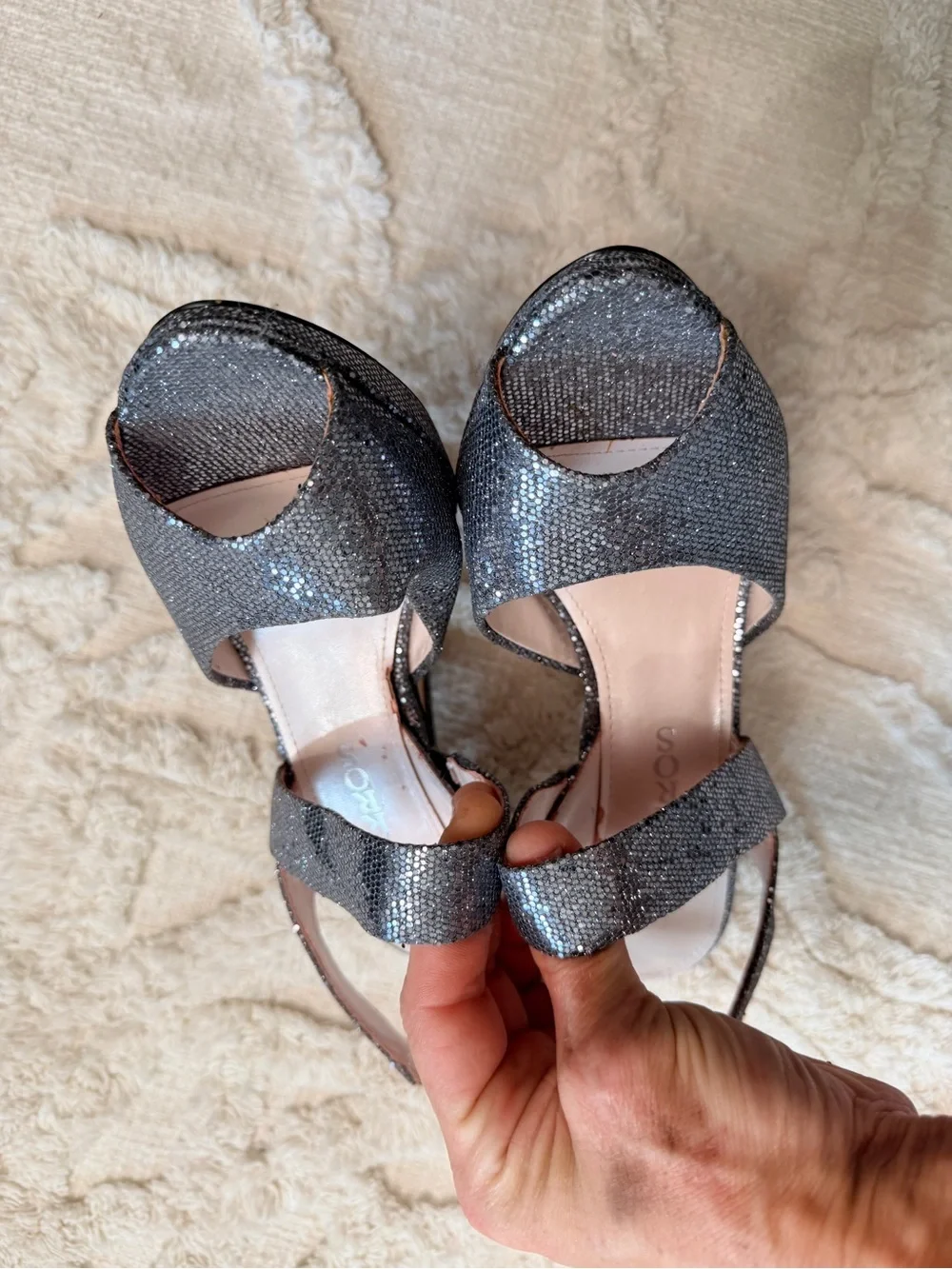 Caparros Silver Glitter Peep Toe Slingback Platform Heels Size 8B GUC